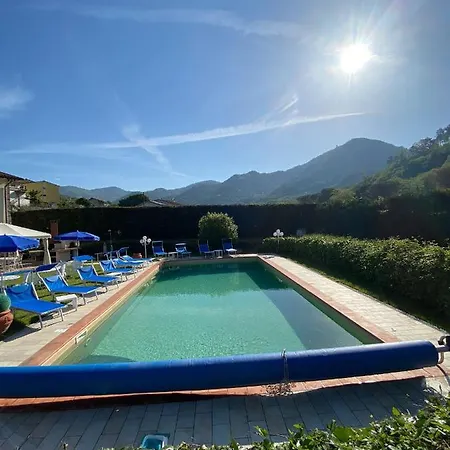 Villa Con Piscina Tra Versilia E Cinque Terre Luni