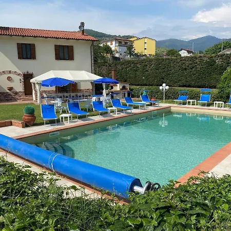 Con Piscina Tra Versilia E Cinque Terre Villa
