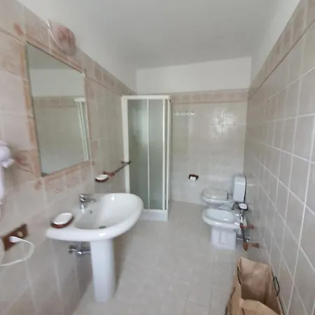 Con Piscina Tra Versilia E Cinque Terre Luni