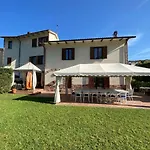 Villa Con Piscina Privata Tra Versilia E Cinque Terre