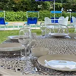 Con Piscina Privata Tra Versilia E Cinque Terre Villa Luni