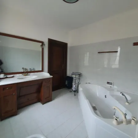 Con Piscina Privata Tra Versilia E Cinque Terre Vila *