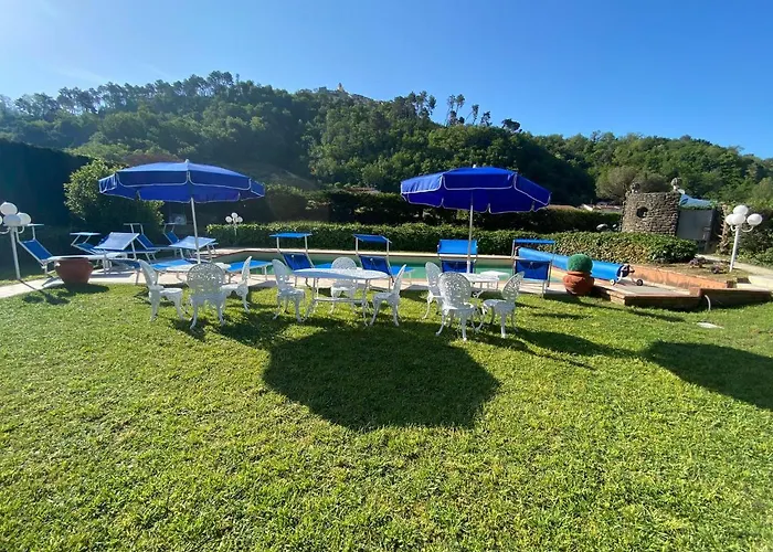 Con Piscina Privata Tra Versilia E Cinque Terre Willa Luni