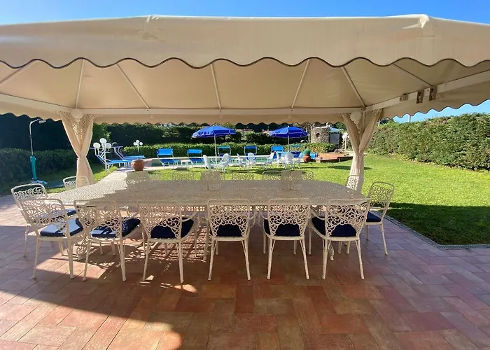 Con Piscina Privata Tra Versilia E Cinque Terre * Luni