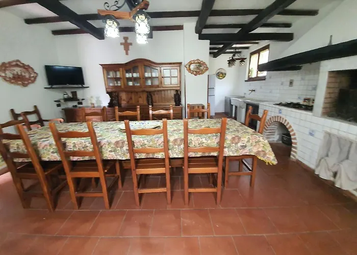 Con Piscina Privata Tra Versilia E Cinque Terre