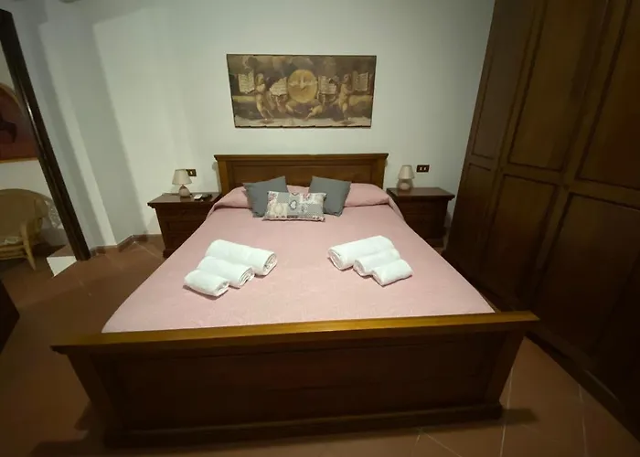 Con Piscina Privata Tra Versilia E Cinque Terre Luni