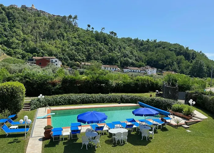 Con Piscina Privata Tra Versilia E Cinque Terre