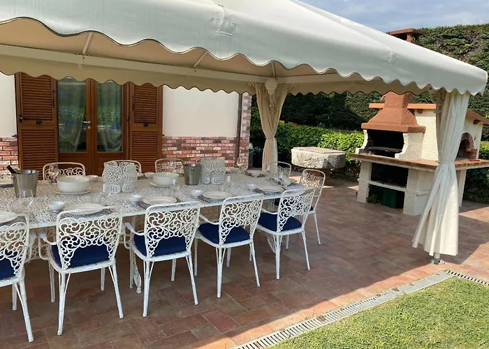 Con Piscina Privata Tra Versilia E Cinque Terre *